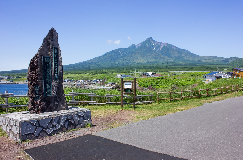 利尻島で絶景ドライブ！札幌から北の果てへ旅しよう